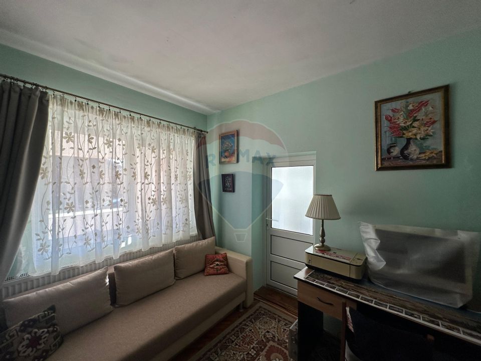 DE VANZARE- GOSPODARIE cu 95 arii teren