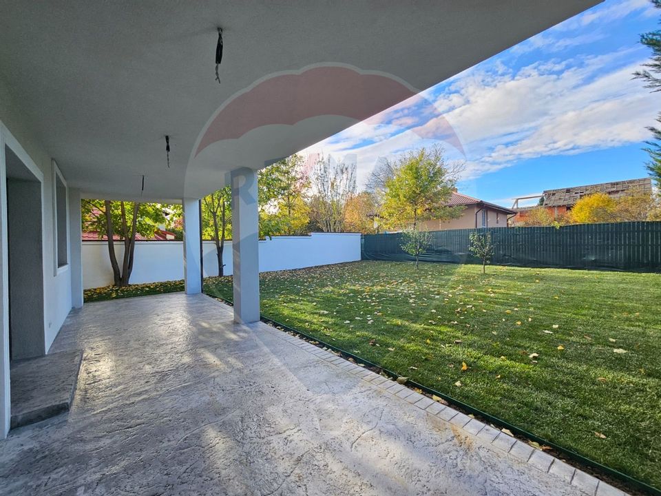 Casă / Vilă de vanzare in Snagov, langa padure, lac la 800 m, centru