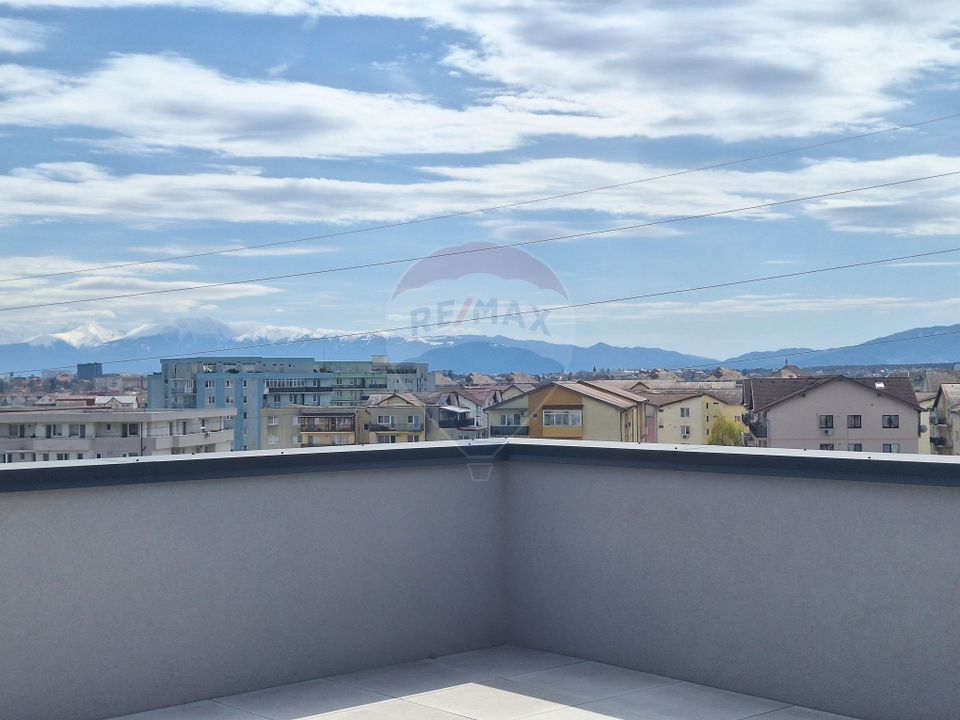 Penthouse nou nout, cu vedere la Muntii Fagaras