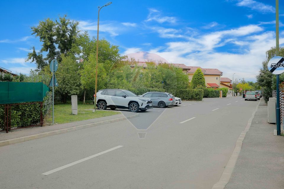 Casă de vânzare cu 3 dormitoare, cartier Europa, Oradea