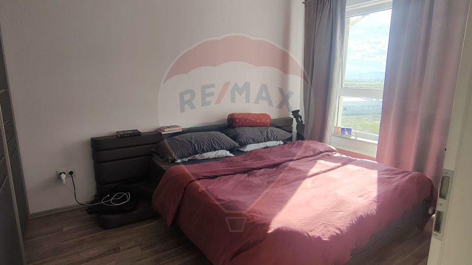 Apartament cu 3 camere de vânzare în Avangarden 3