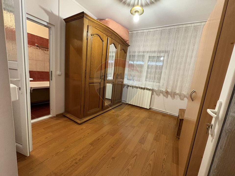 Casă de inchiriat cu 5 camere în zona Tomis I Constanta