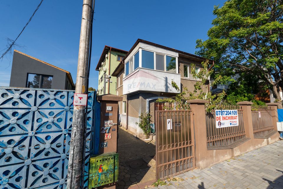 Casa / Vila cu 3 camere de inchiriat strada Pargarilor Stefan cel Mare