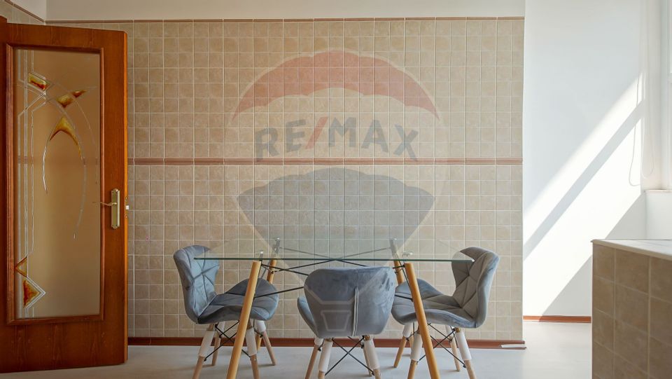 Apartament cu 2 camere de închiriat în zona Centrul Civic