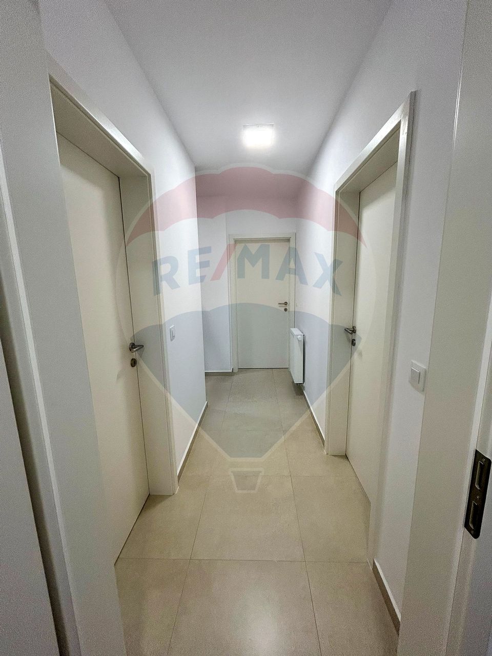 3 room Apartment for sale, Tractorul area