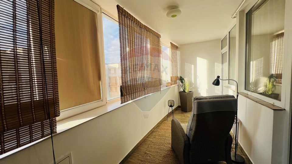 Apartament cu 3 camere de închiriat în zona ultracentralǎ