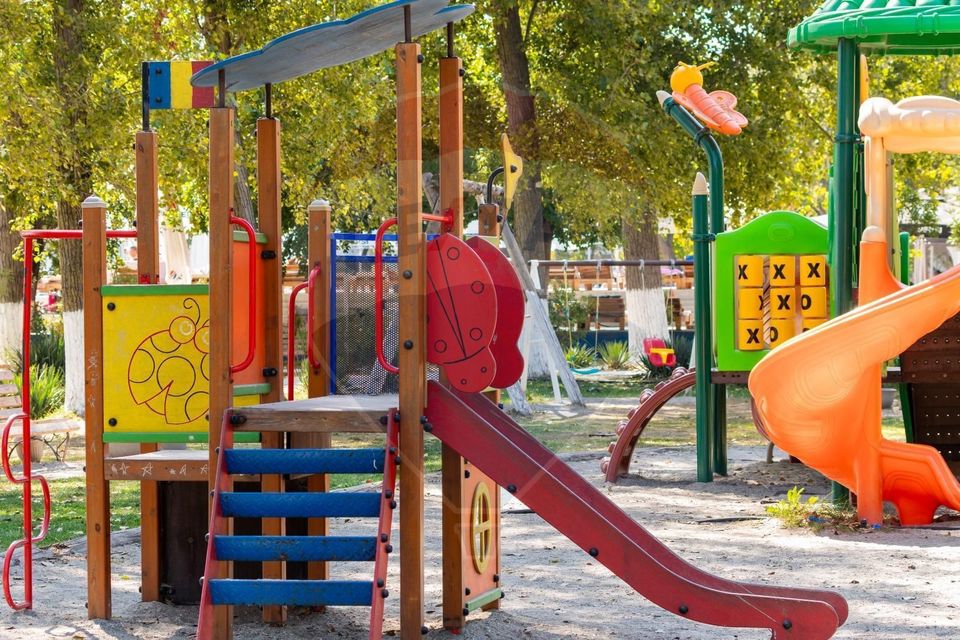 DE VANZARE Complex Hotelier Constanta | Mamaia | Plaja | 600+ Oaspeti