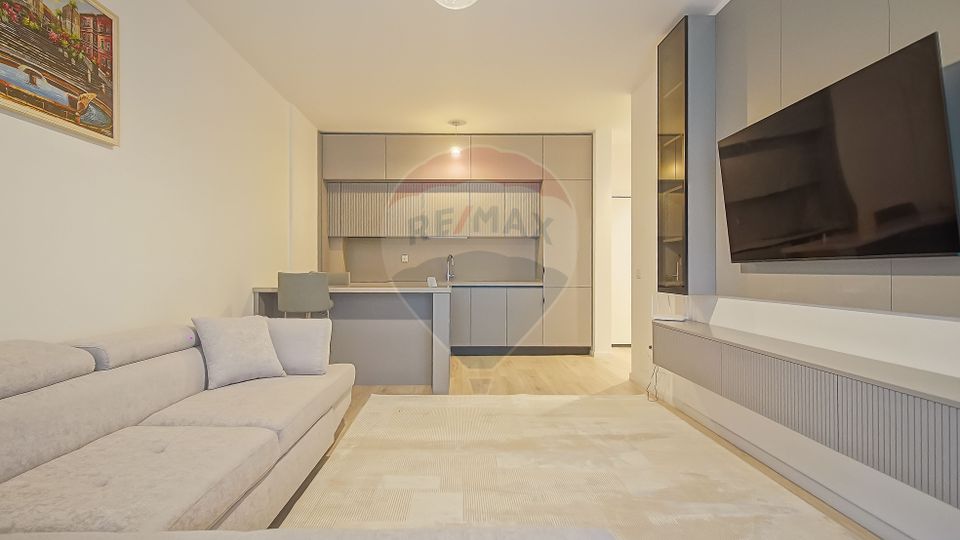 3 room Apartment for rent, Tractorul area