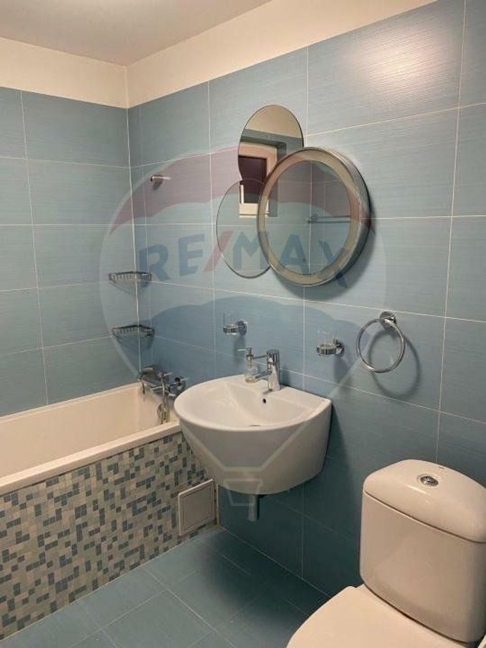 3 room Apartment for rent, Stefan cel Mare area