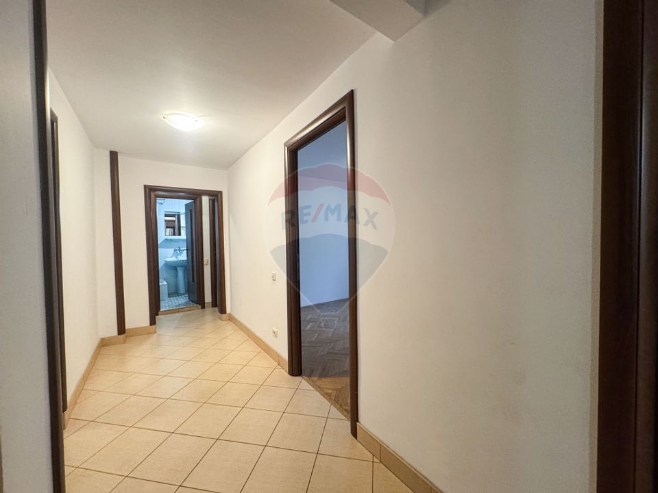 Apartament spatios langa Parcul Tineretului