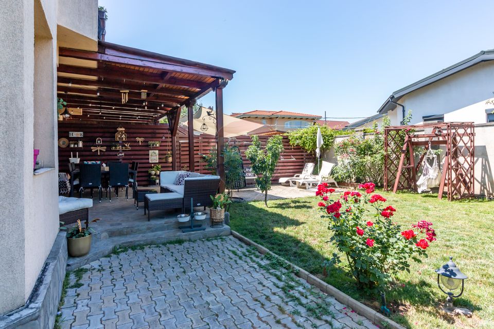 Casă / Vilă de vanzare in Corbeanca, str. Laguna albastra, langa lac