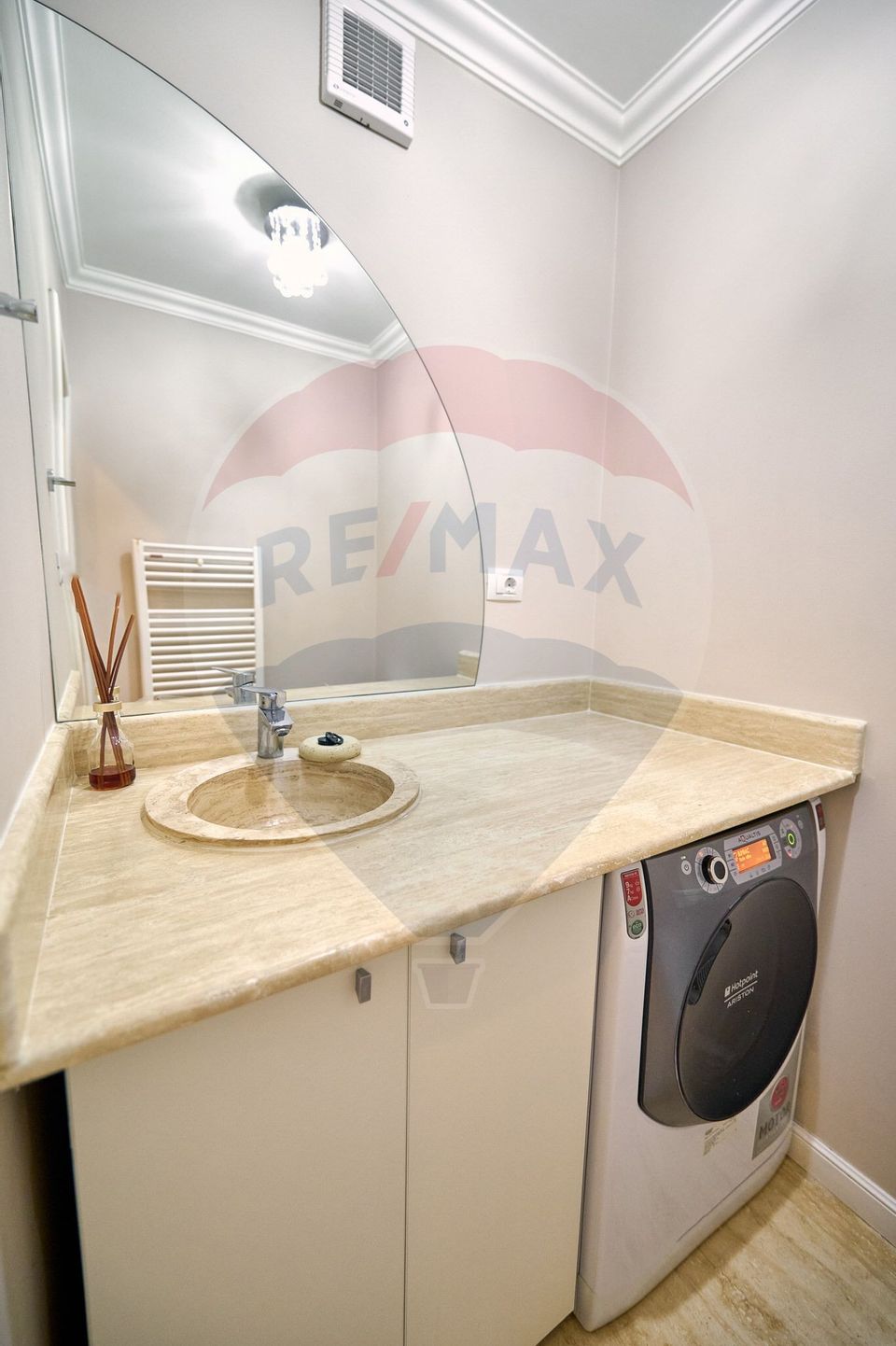 De INCHIRIAT apartament PREMIUM 2 camere, 80 mp, Galati