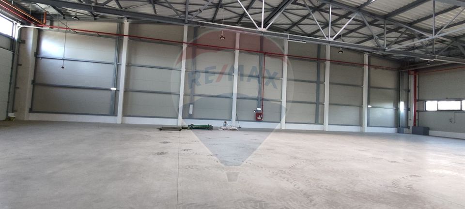 Spațiu industrial de 875mp de închiriat în zona Exterior Vest