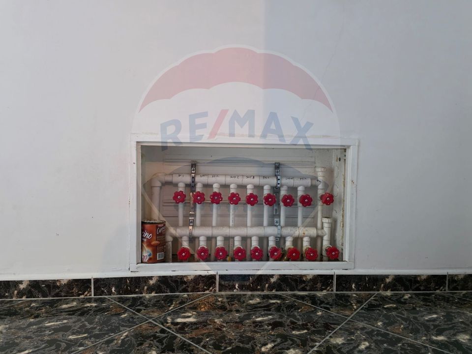 De vanzare casa solida cu teren generos si acces facil Lespezi Bacau