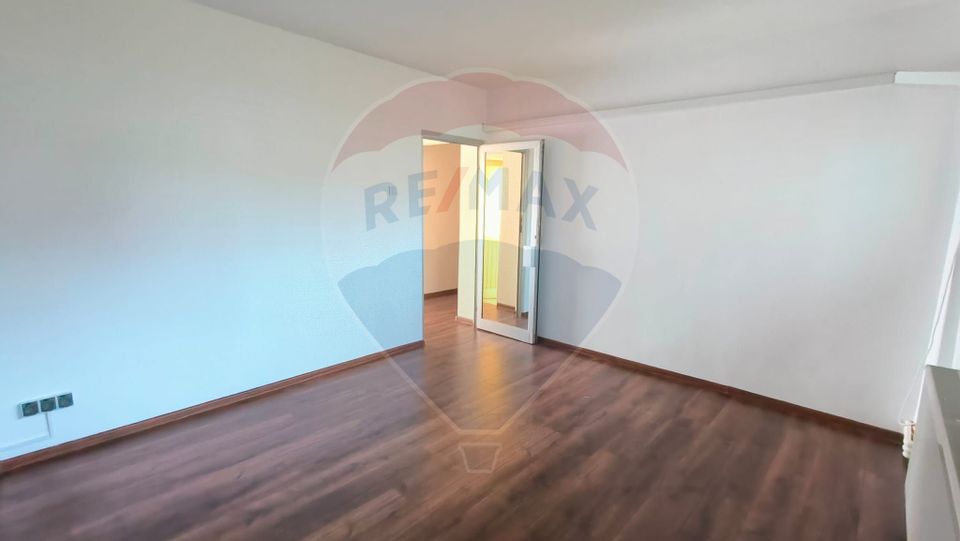 58.87sq.m Commercial Space for rent, Central area