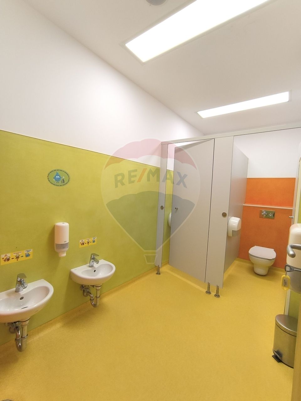 Spațiu comercial de vanzare