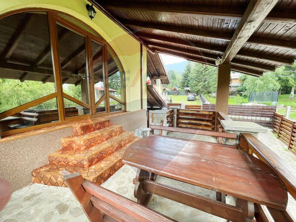 Casa /Vila de vanzare in Durau