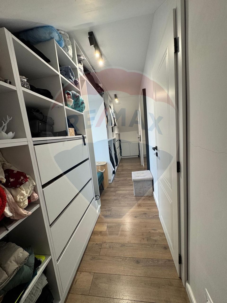 4 room House / Villa for sale