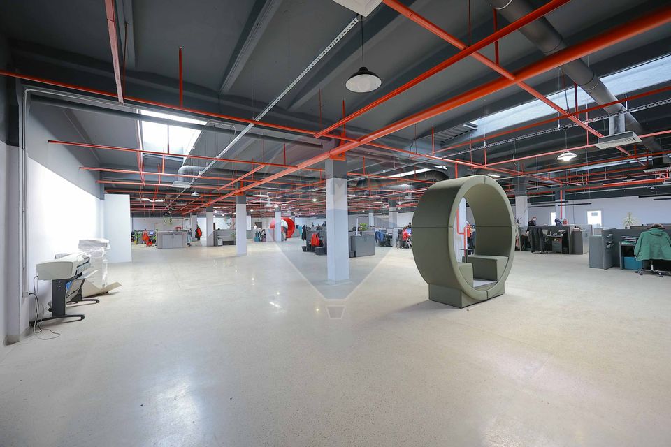 15,726sq.m Industrial Space for sale, Vest area
