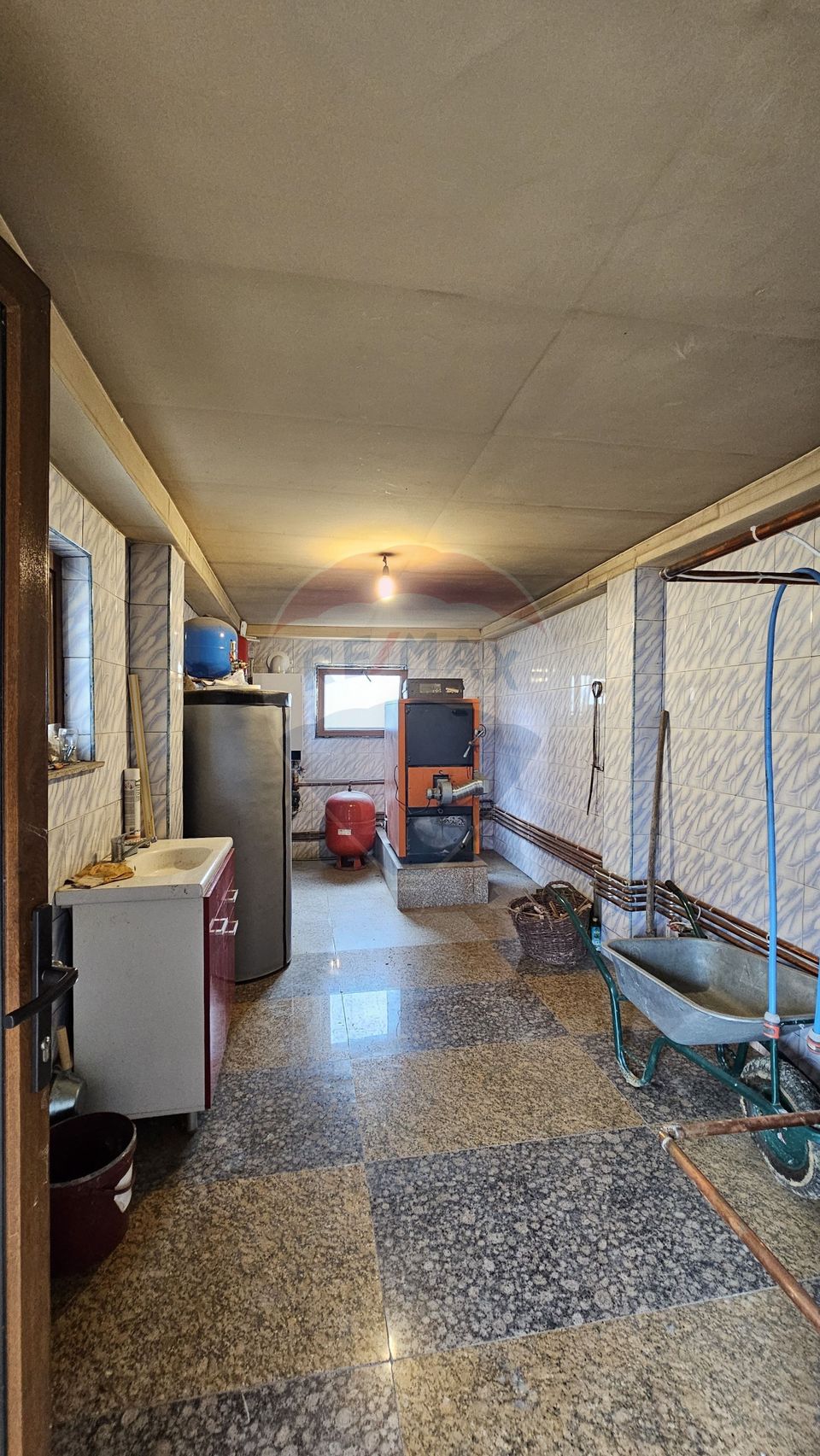 Casă de vânzare Bran Sohodol teren  intravilan 10.331 mp două locuințe