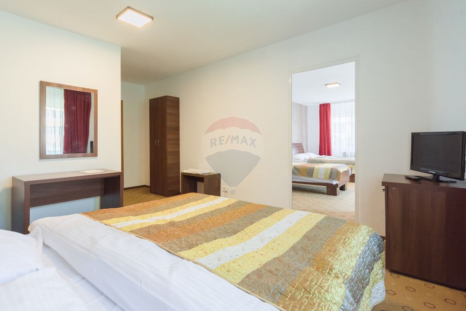 Hotel cu 23 unități de cazare, 2 săli de ședință, locație excelentă