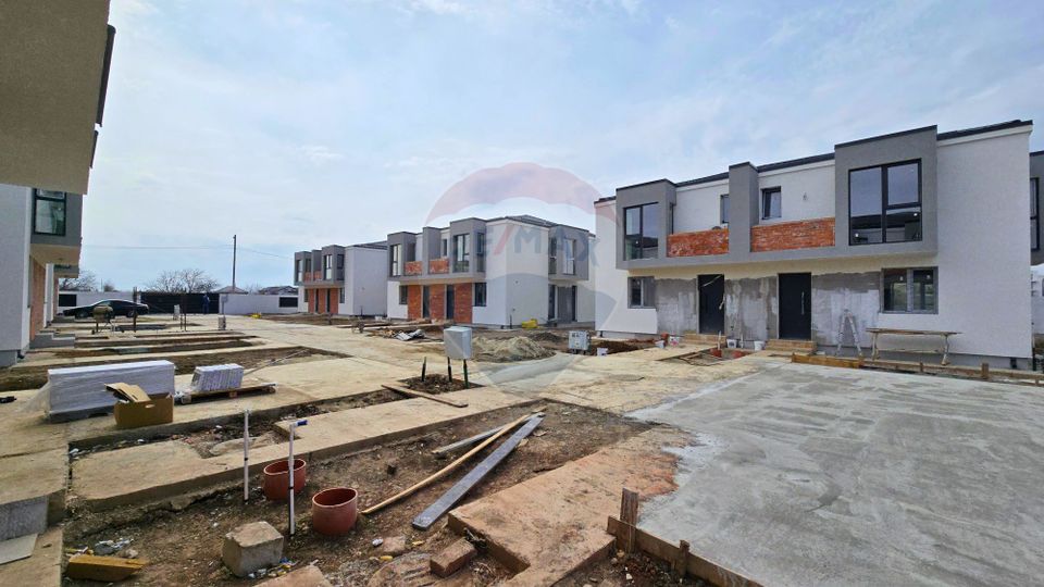 DE VANZARE casă nouă Tunari – 4 camere  Ansamblu privat !!!