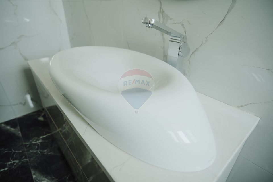 Casă  de vanzare in Radauti pe str Horodnicului