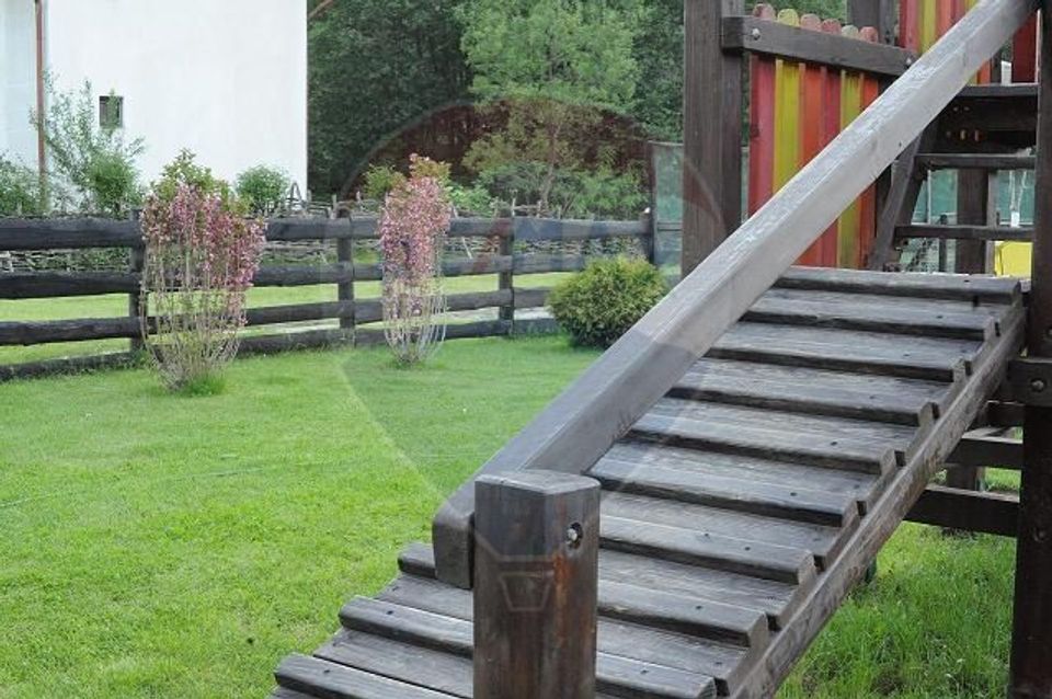 18 room Hotel / Pension for sale