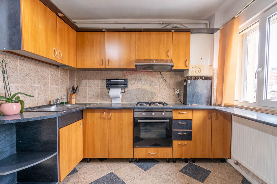Apartament 3 camere de vanzare, Marasti
