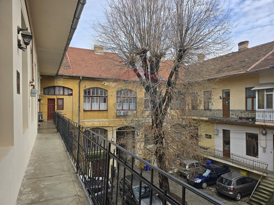 55sq.m Office Space for rent, Central area