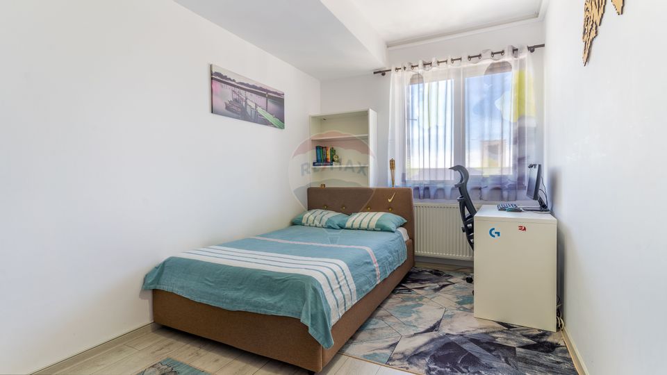 4 room Apartment for sale