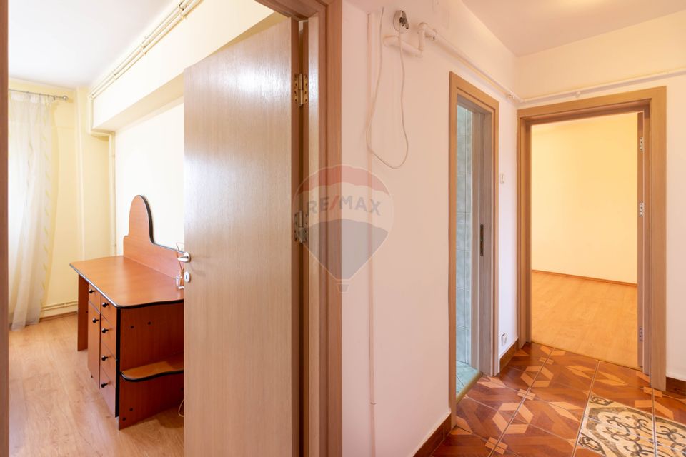 4 room Apartment for sale, Domenii area
