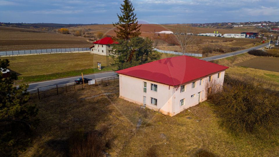 600sq.m Office Space for sale