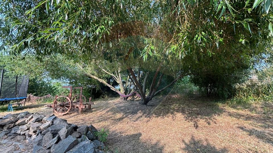 Hotel - Pensiune cu 14 duplexuri  de vânzare  CASA CU STUF Olimp