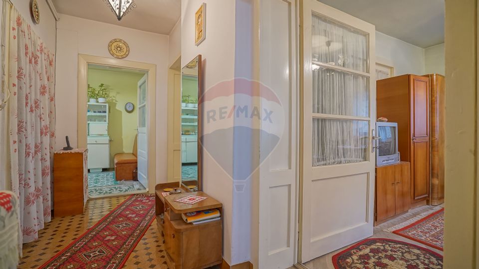 2 room House / Villa for sale, Centrul Istoric area