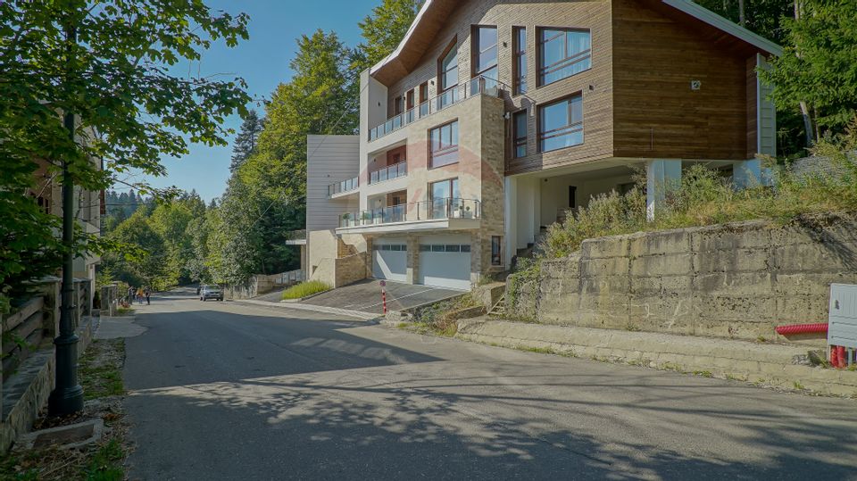 THE ROCK PENTHOUSE | DOUA NIVELURI | PANORAMA | LANGA PARTIE SINAIA