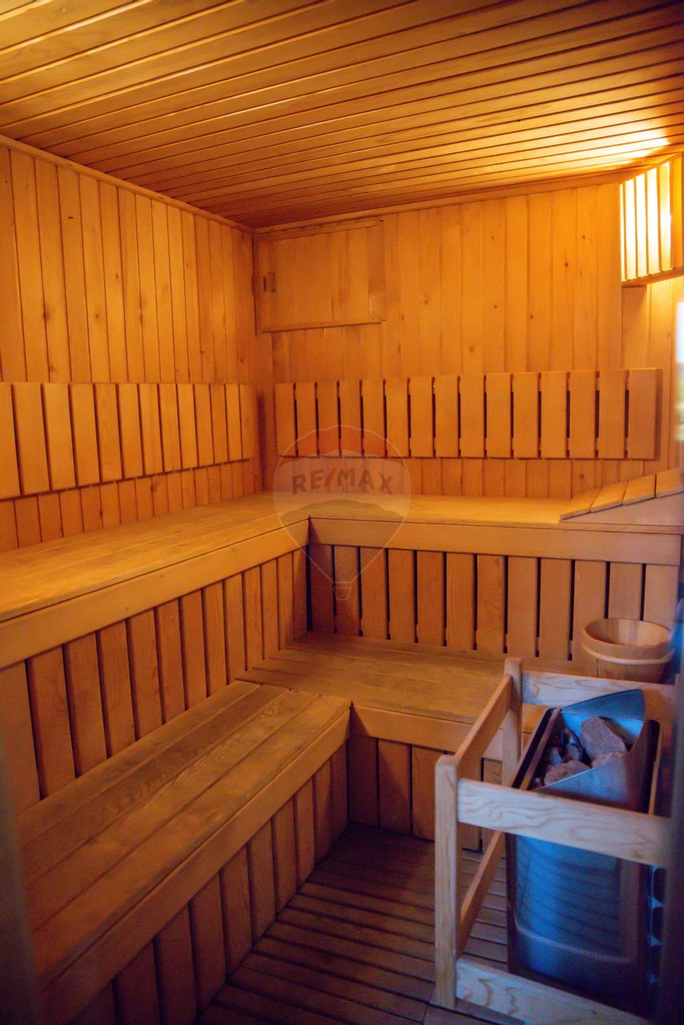 Inchiriere Vilă  – Pipera// panouri solare//statie incarcare  Walbox