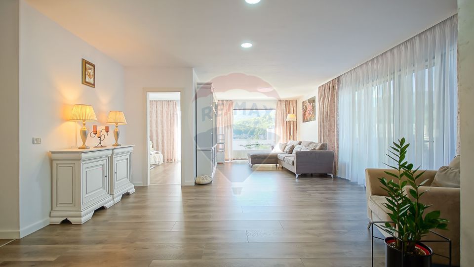 5 room Apartment for sale, Noua area