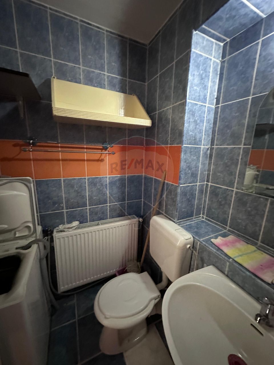 Garsoniera  - strada Luminisului