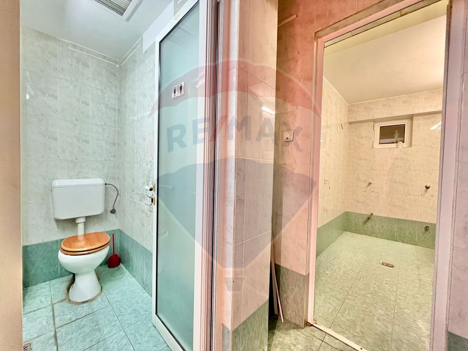 122sq.m Commercial Space for rent, Decebal area