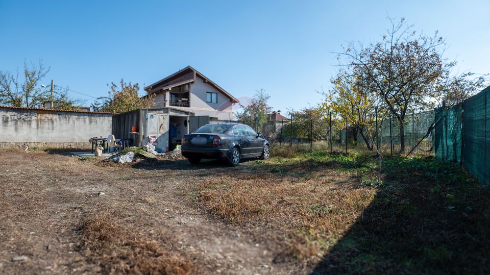 Land 638sqm Strada Medianei