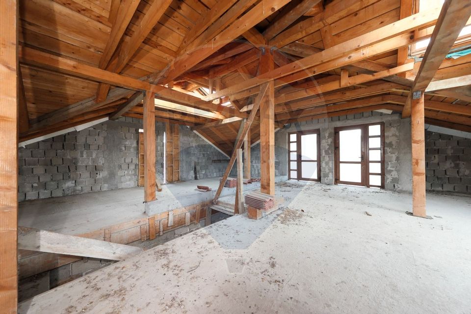 CASA LA ROSU | TOMIS 21 | 325MP | 346MP CURTE | 470 TEREN |ACCES AUTO