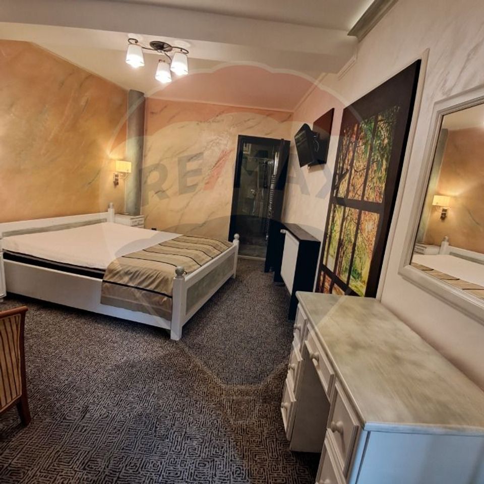 Hotel / Pensiune cu 15 camere - Pensiunea Italiana