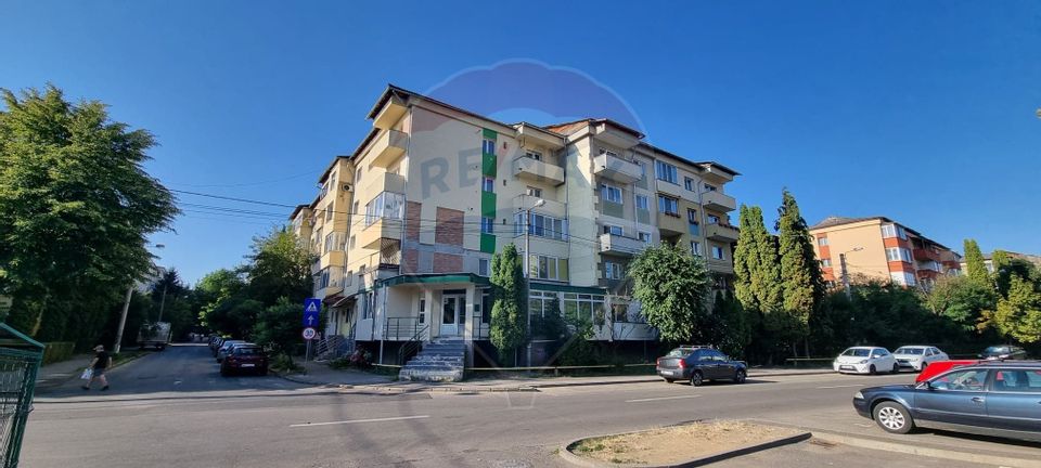 4 room Apartment for sale, Ultracentral area