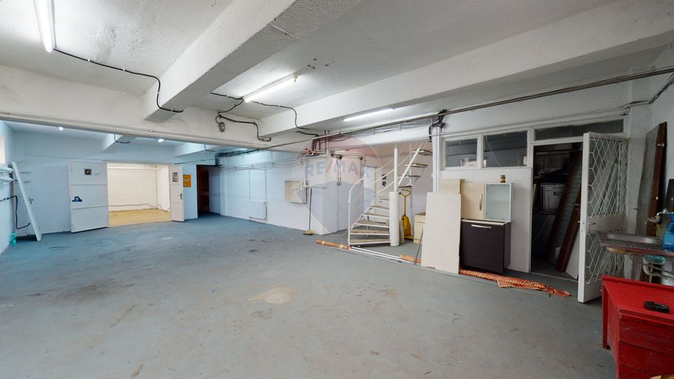 Semi-basement commercial space Bucurestii Noi / Straulesti Metro