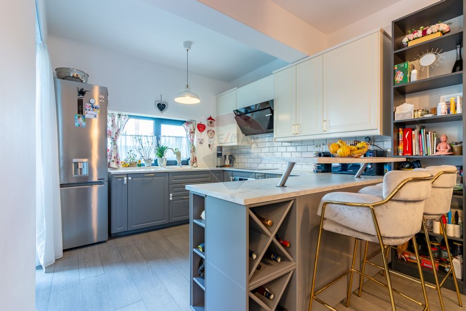 5 room House / Villa for sale, Central area