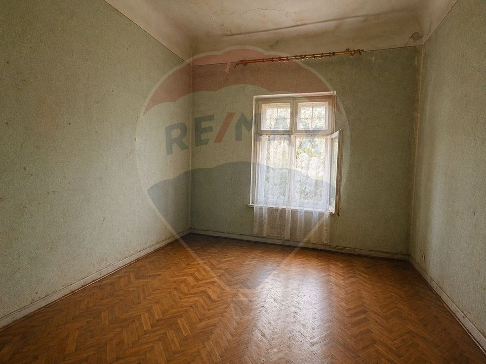 VILA ULTRACENTRALA IDEAL  INVESTITIE