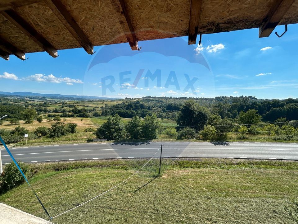 9 room Hotel / Pension for sale