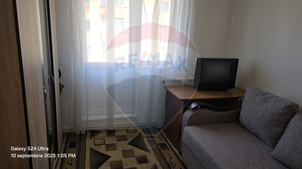 Apartament 4 camere de inchiriat in Radauti