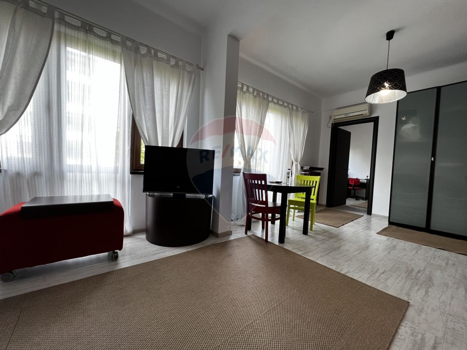Apartament cu 2 camere de închiriat în zona Dacia